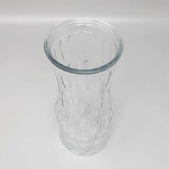 Vintage Brody Co. Feathered Rib Glass Vase C972 - Picture 5 of 6